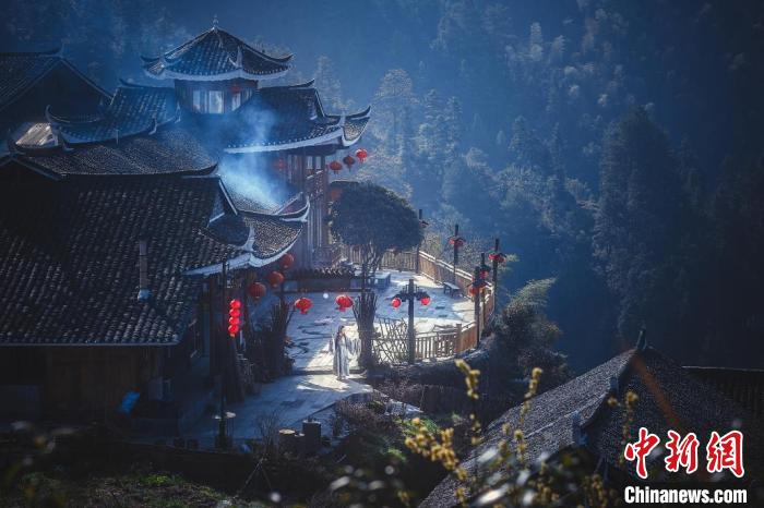 藏于溆浦雁鵝界的古村落?！∷巫娲?攝