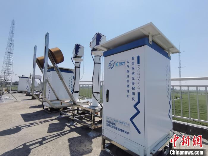 壽縣國(guó)家氣候觀象臺(tái)內(nèi)各種觀測(cè)設(shè)備?！侨?攝