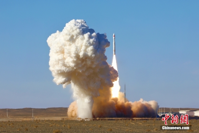 圖為發(fā)射現(xiàn)場。 王海霞 攝