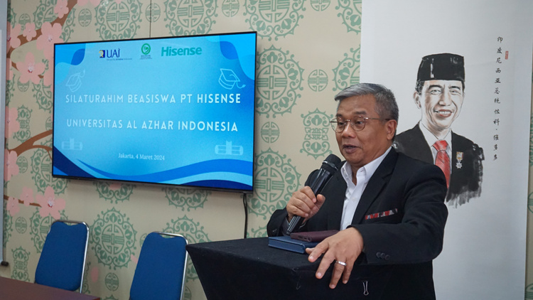 阿拉扎大學(xué)校長(zhǎng)亞塞普致辭。阿拉扎大學(xué)孔子學(xué)院供圖