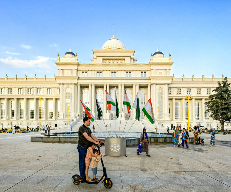 第1視點丨這兩座大樓，見證著中塔友誼