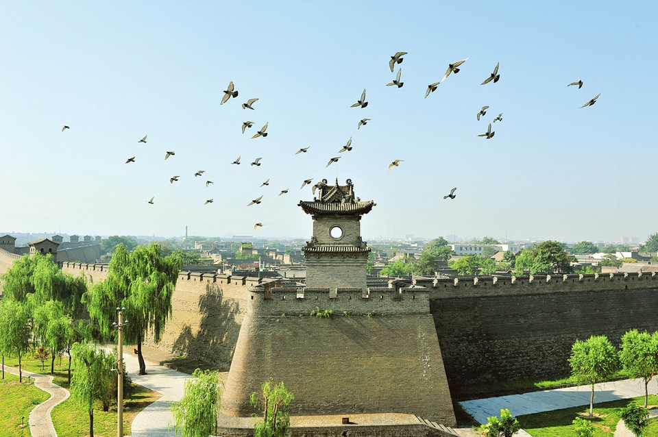 平遙古城在保護(hù)與傳承中煥發(fā)盎然生機(jī)。本報(bào)通訊員攝