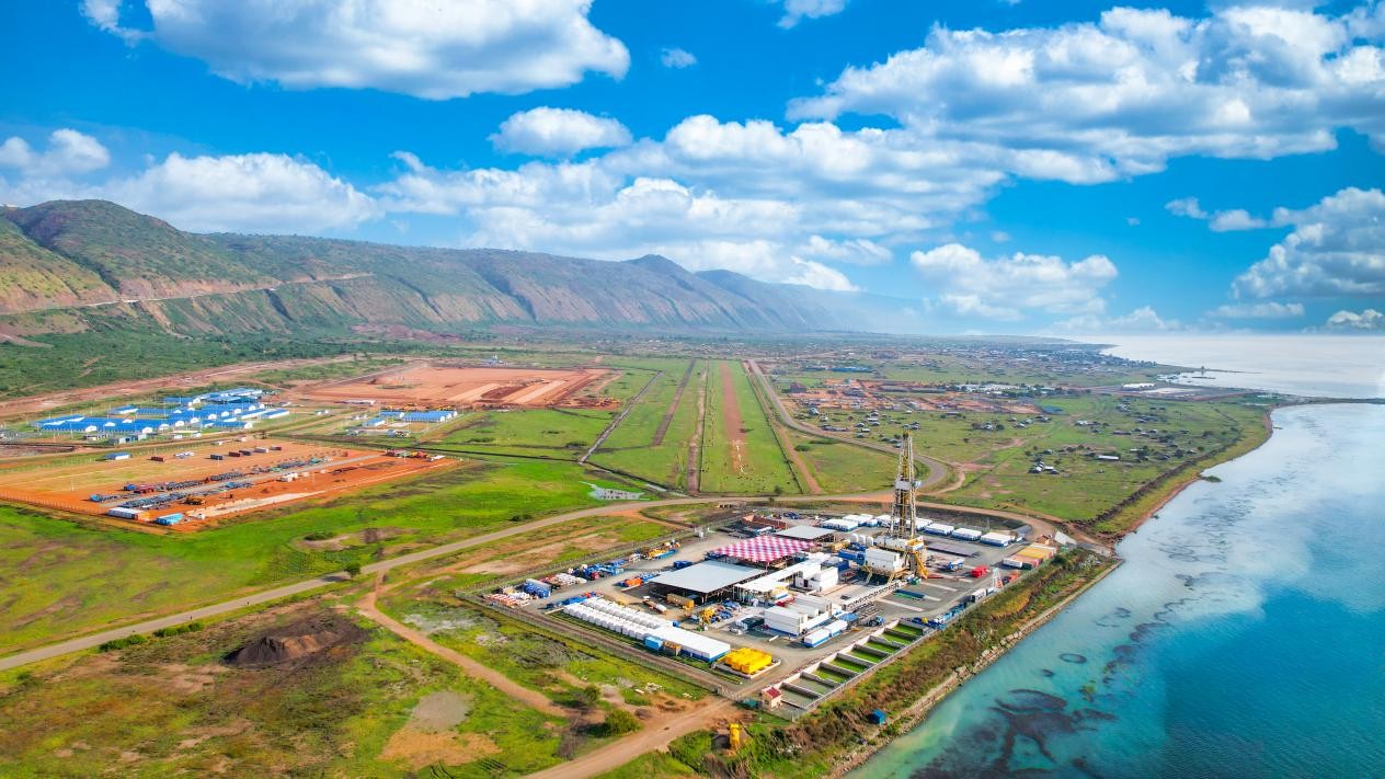 翠鳥油田開發(fā)項目現(xiàn)場航拍圖。田雨攝