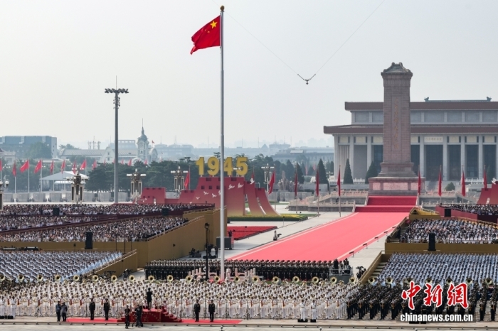9月3日，紀(jì)念中國人民抗日戰(zhàn)爭暨世界反法西斯戰(zhàn)爭勝利80周年大會在北京天安門廣場隆重舉行。<a target='_blank' href='/'><p  align=