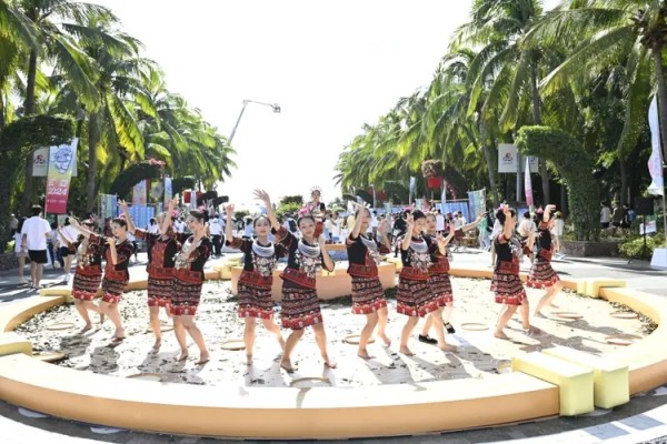 擁抱同心圓 天涯共此時——記第十二屆全國少數(shù)民族傳統(tǒng)體育運(yùn)動會民族大聯(lián)歡活動