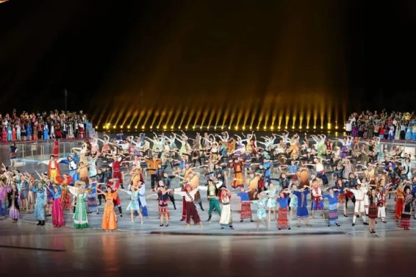 擁抱同心圓 天涯共此時——記第十二屆全國少數(shù)民族傳統(tǒng)體育運(yùn)動會民族大聯(lián)歡活動