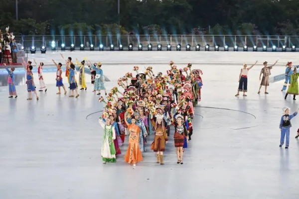 擁抱同心圓 天涯共此時——記第十二屆全國少數(shù)民族傳統(tǒng)體育運(yùn)動會民族大聯(lián)歡活動