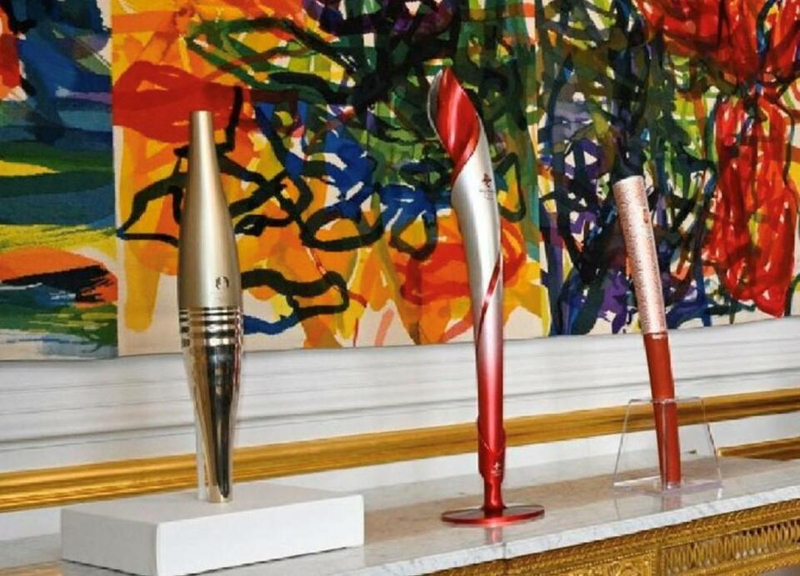 中法元首互贈(zèng)的奧運(yùn)火炬。