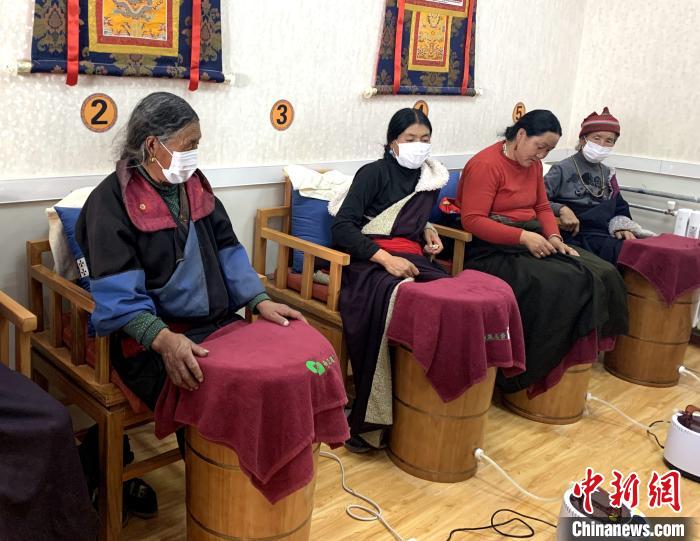 青海藏鄉(xiāng)醫(yī)改見聞：公共衛(wèi)生分片區(qū)，濱?！巴庠眰鲙蛶?/></a></div>
                        <div   id=