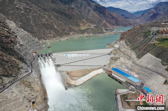 金沙江上游蘇洼龍水電站又一臺(tái)機(jī)組投產(chǎn)發(fā)電
