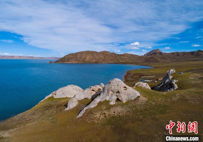 “黃河之源、千湖之縣”青?，敹啵?022年治理草原10萬畝