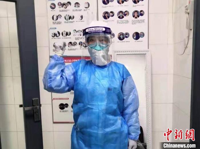 長春“85后”護士“戰(zhàn)”疫：虛脫靠打點滴恢復體力