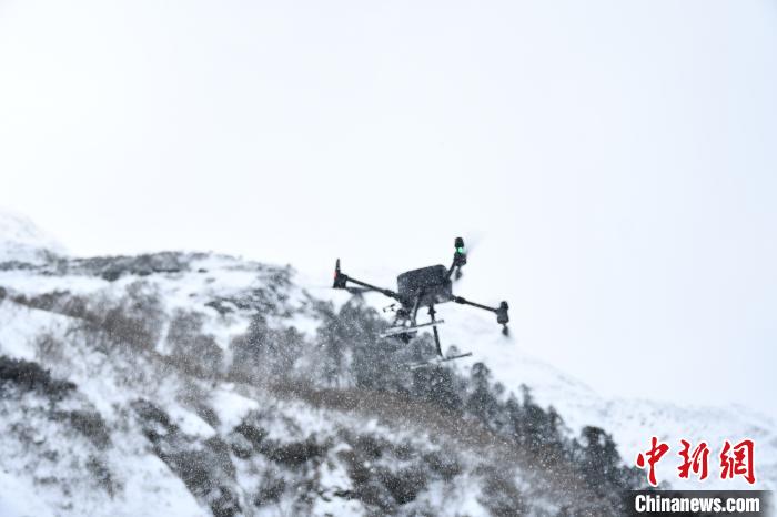 圖為無人機檢跡?！〗有?攝