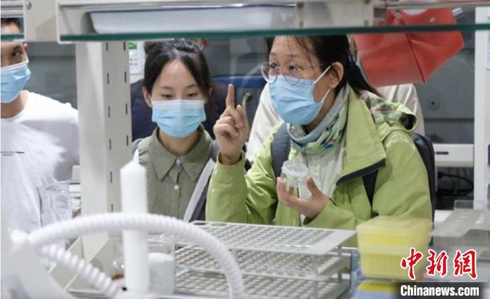 圖為西藏自治區(qū)市場(chǎng)監(jiān)督管理局舉辦2023年助力全區(qū)肉制品生產(chǎn)企業(yè)質(zhì)量提升專題培訓(xùn)班現(xiàn)場(chǎng)。　西藏自治區(qū)市場(chǎng)監(jiān)督管理局供圖