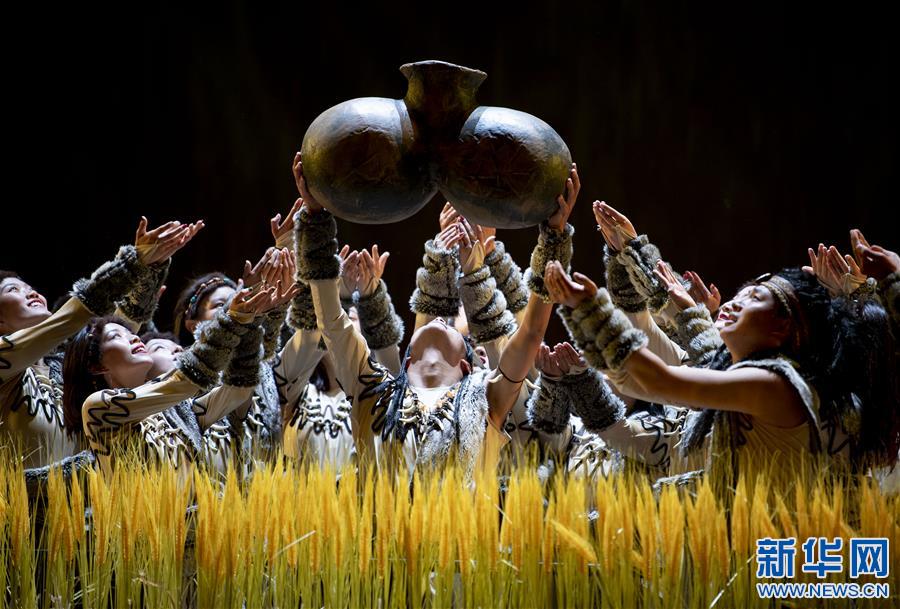 （西藏昌都解放70周年）（6）慶祝昌都解放70周年專場文藝晚會(huì)在昌都舉行