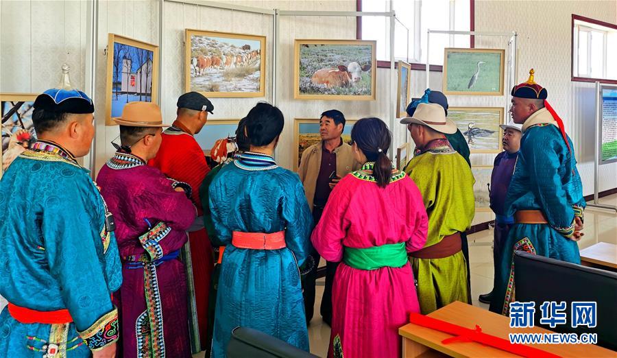 （奮斗百年路　啟航新征程·“七一勛章”獲得者·圖文互動）（3）“草原之子”廷·巴特爾：讓草原綠起來，幫牧民富起來