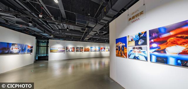 光影追隨：奮進(jìn)新時(shí)代，唱響時(shí)代主旋律